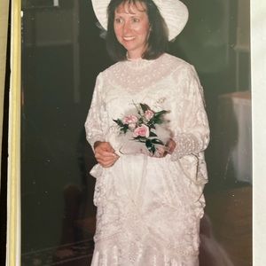 Vintage Pearl and Lace Wedding dress